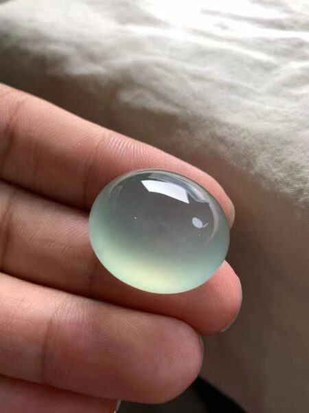 Giải Mã Cơn Sốt "Lam Thiên Không" Phỉ Thuý Thế Hệ Mới