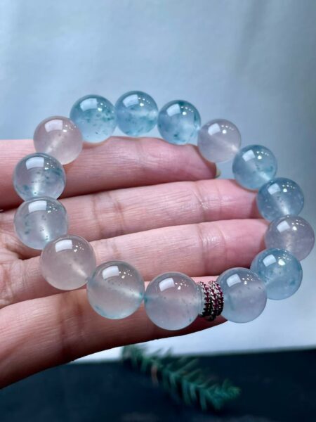 Tại Sao Phỉ Thuý Hoa Bay Lại Được Ưa Chuộng Đến Như Vậy?