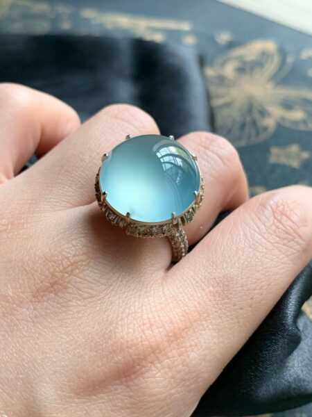 Giải Mã Cơn Sốt "Lam Thiên Không" Phỉ Thuý Thế Hệ Mới