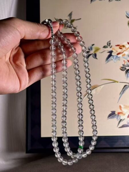 Phỉ Thuý Gà Đen Là Gì? Sự Khác Nhau Giữa Gà Đen Và Hắc Băng! Phỉ Thuý Gà Đen Là Gì? Sự Khác Nhau Giữa Gà Đen Và Hắc Băng!