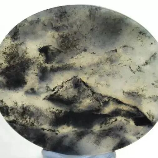 Phỉ Thuý Gà Đen Là Gì? Sự Khác Nhau Giữa Gà Đen Và Hắc Băng! Phỉ Thuý Gà Đen Là Gì? Sự Khác Nhau Giữa Gà Đen Và Hắc Băng!