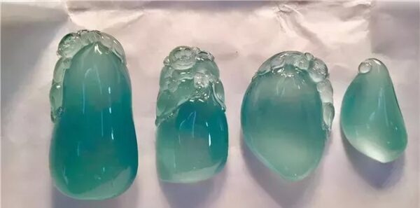 Giải Mã Cơn Sốt "Lam Thiên Không" Phỉ Thuý Thế Hệ Mới