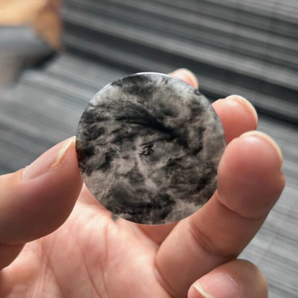 Phỉ Thuý Gà Đen Là Gì? Sự Khác Nhau Giữa Gà Đen Và Hắc Băng! Phỉ Thuý Gà Đen Là Gì? Sự Khác Nhau Giữa Gà Đen Và Hắc Băng!