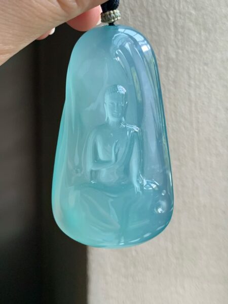 Giải Mã Cơn Sốt "Lam Thiên Không" Phỉ Thuý Thế Hệ Mới