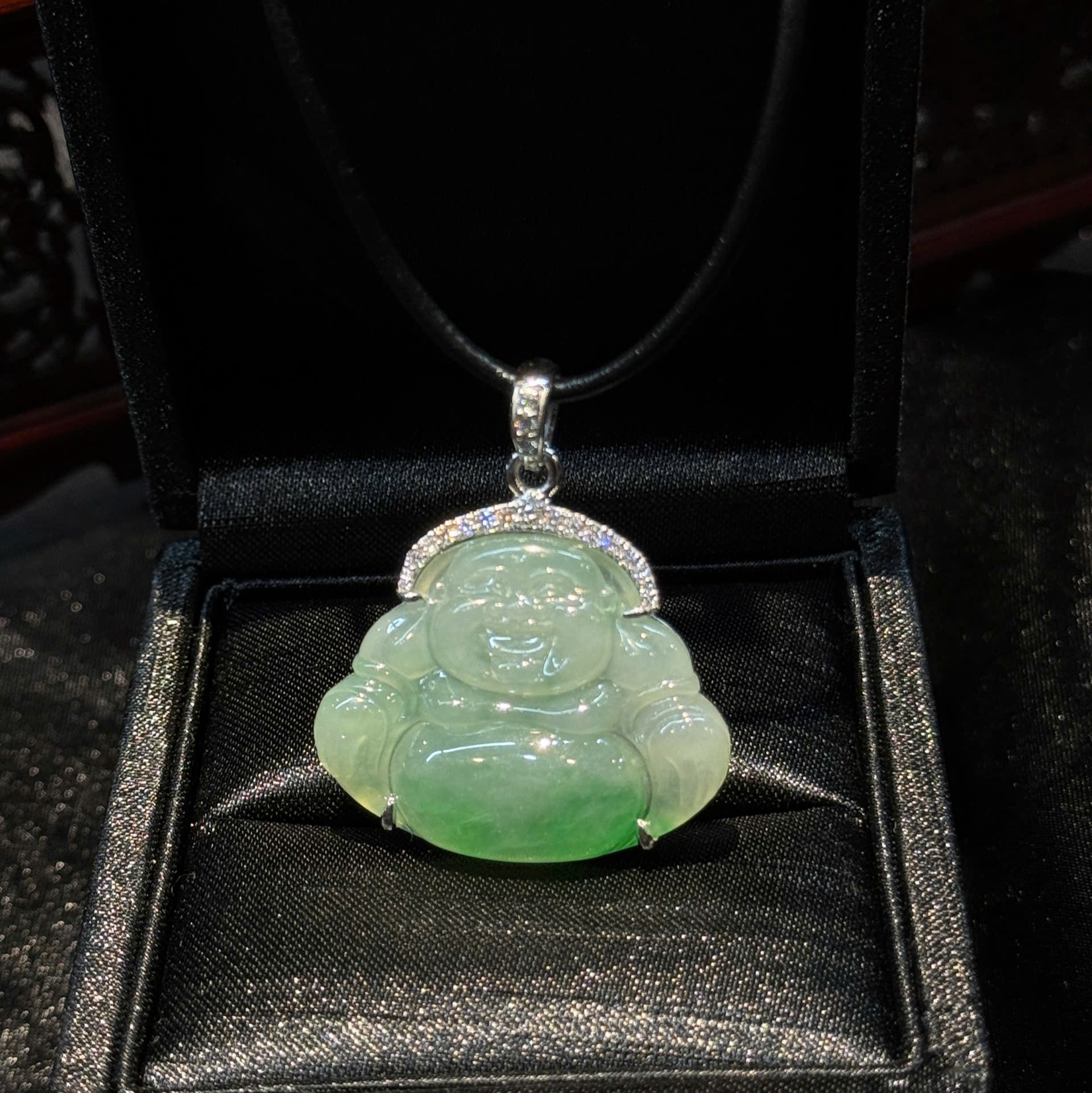 Phật Di Lặc ngọc phỉ thuý Myanmar Phật Di Lặc ngọc phỉ thuý Myanmar - Ảnh 3