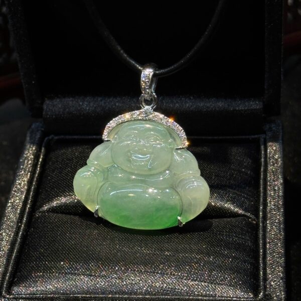 Phật Di Lặc ngọc phỉ thuý Myanmar