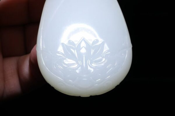 Tại Sao Kiểm Định Jadeite Cần Ra Type A,B,C Còn Nephrite Thì Không??? Tại Sao Kiểm Định Jadeite Cần Ra Type A,B,C Còn Nephrite Thì Không???