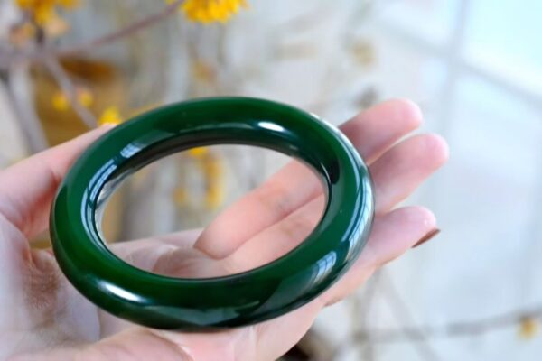 Tại Sao Kiểm Định Jadeite Cần Ra Type A,B,C Còn Nephrite Thì Không??? Tại Sao Kiểm Định Jadeite Cần Ra Type A,B,C Còn Nephrite Thì Không???