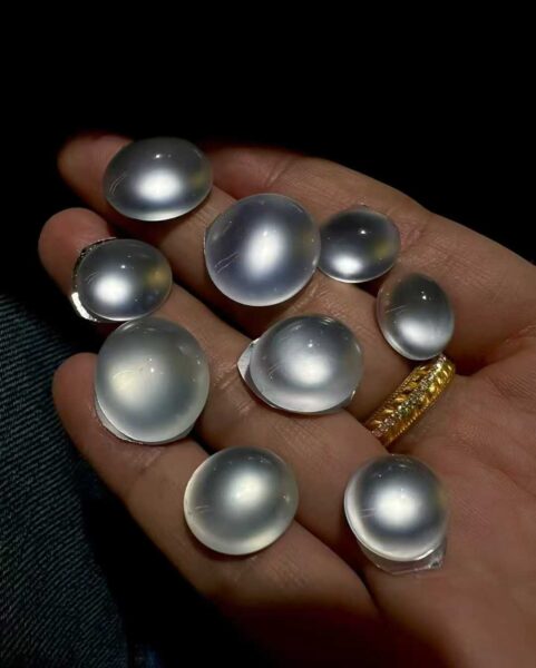 Có Phải Phỉ Thuý Có Lỗi, Vết Thì Không Thể Có Giá Cao Hay Không? Có Phải Phỉ Thuý Có Lỗi, Vết Thì Không Thể Có Giá Cao Hay Không?