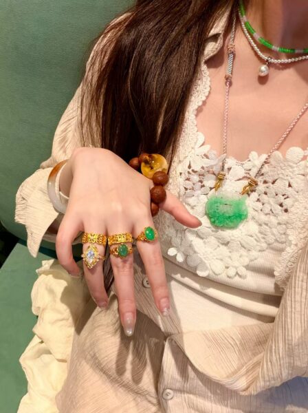 Mua phỉ thuý có bán lại được không? Phân biệt phỉ thuý trang sức và phỉ thuý tích sản có thể gia tăng giá trị.