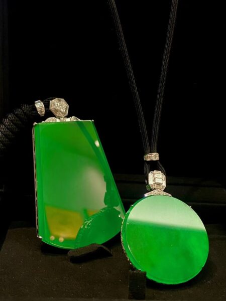 Mua phỉ thuý có bán lại được không? Phân biệt phỉ thuý trang sức và phỉ thuý tích sản có thể gia tăng giá trị.