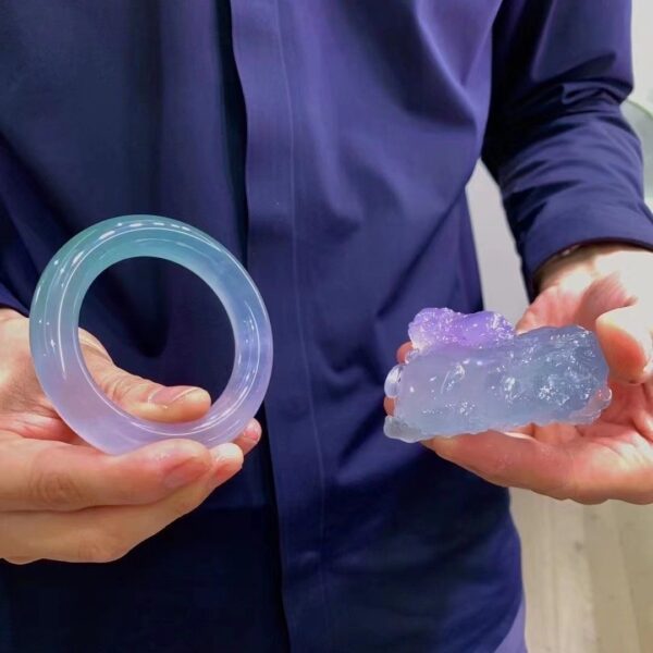 Mua phỉ thuý có bán lại được không? Phân biệt phỉ thuý trang sức và phỉ thuý tích sản có thể gia tăng giá trị.