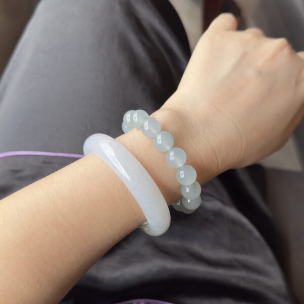 Mua phỉ thuý có bán lại được không? Phân biệt phỉ thuý trang sức và phỉ thuý tích sản có thể gia tăng giá trị.