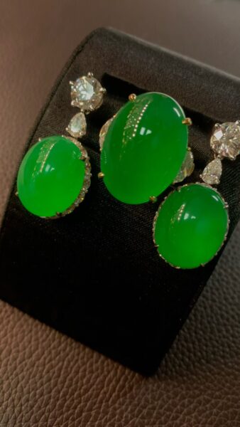 Mua phỉ thuý có bán lại được không? Phân biệt phỉ thuý trang sức và phỉ thuý tích sản có thể gia tăng giá trị.