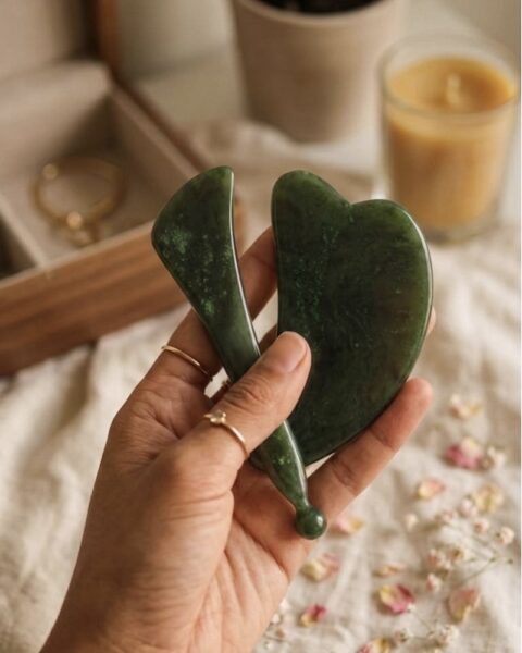 Diện Chẩn Và Massage Ngọc Bích Cải Thiện Sức Khoẻ Và Sắc Đẹp Từ Bên Trong.