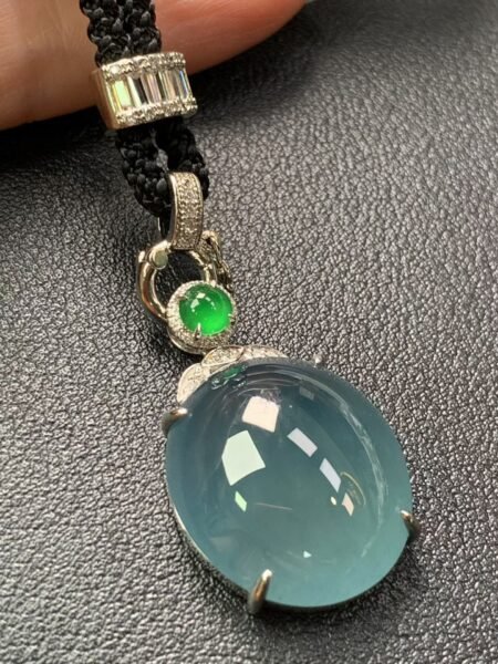 Myanmar và Guatemala : Vì Sao Không Nên Đánh Giá Chất Lượng Jadeite Chỉ Bằng Nguồn Gốc Địa Lý??? Myanmar và Guatemala : Vì Sao Không Nên Đánh Giá Chất Lượng Jadeite Chỉ Bằng Nguồn Gốc Địa Lý???