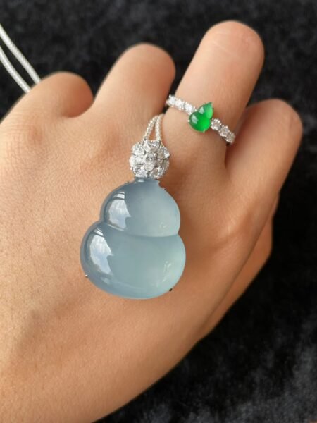 Myanmar và Guatemala : Vì Sao Không Nên Đánh Giá Chất Lượng Jadeite Chỉ Bằng Nguồn Gốc Địa Lý??? Myanmar và Guatemala : Vì Sao Không Nên Đánh Giá Chất Lượng Jadeite Chỉ Bằng Nguồn Gốc Địa Lý???
